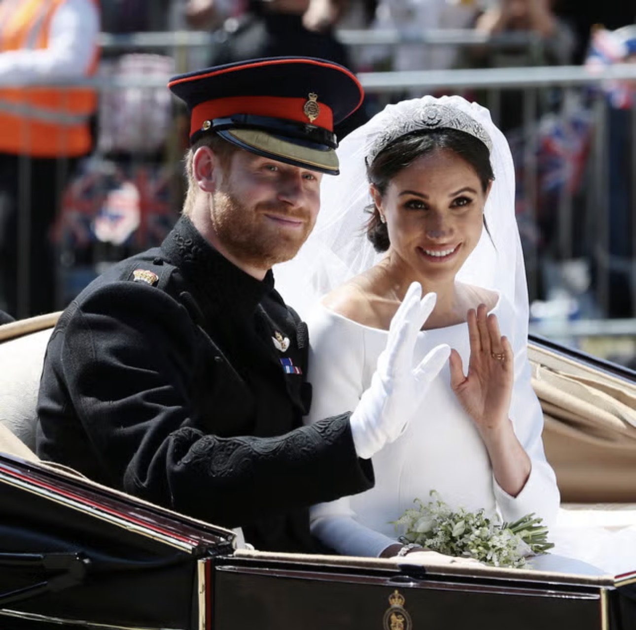 Pangeran Harry Memberikan Hadiah Anniversary Paling Manis untuk Duchess Meghan