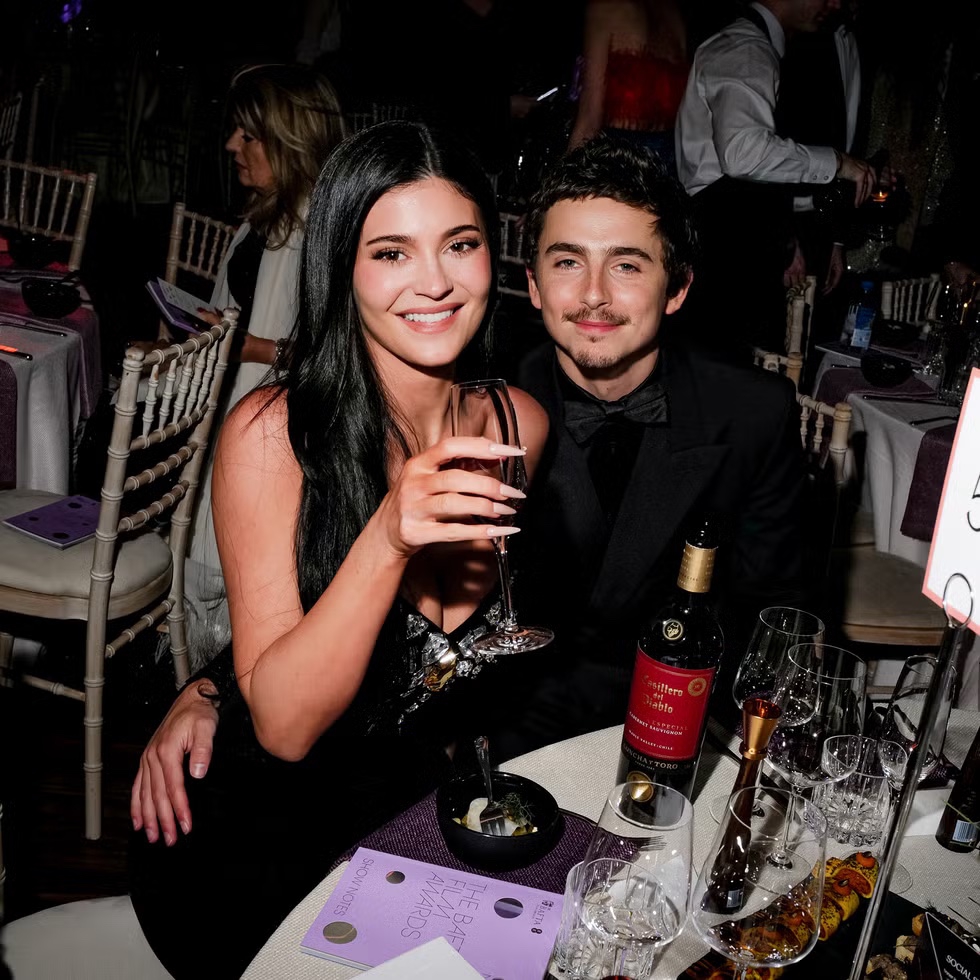 Kylie Jenner dan Timoth&eacute;e Chalamet Curi Perhatian di Pernikahan Jordyn Woods