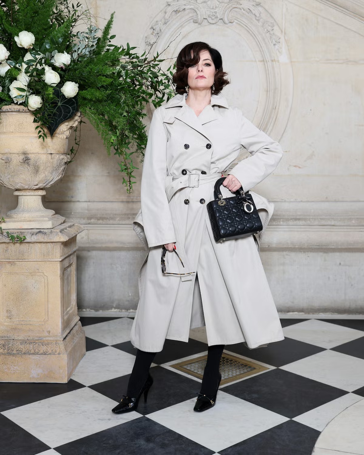 Parker Posey di Paris Couture Fashion Week