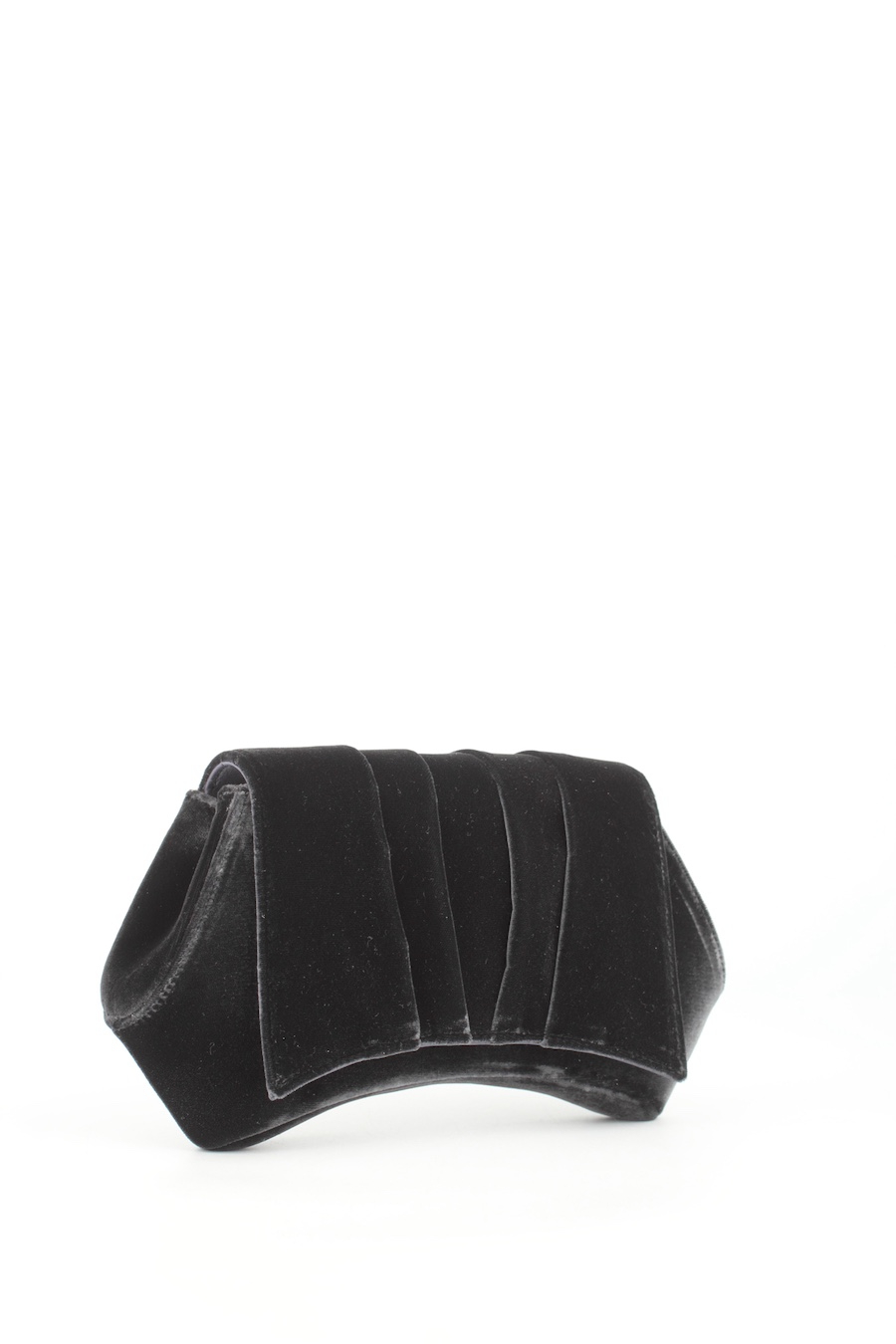 Hannah soft velvet clutch