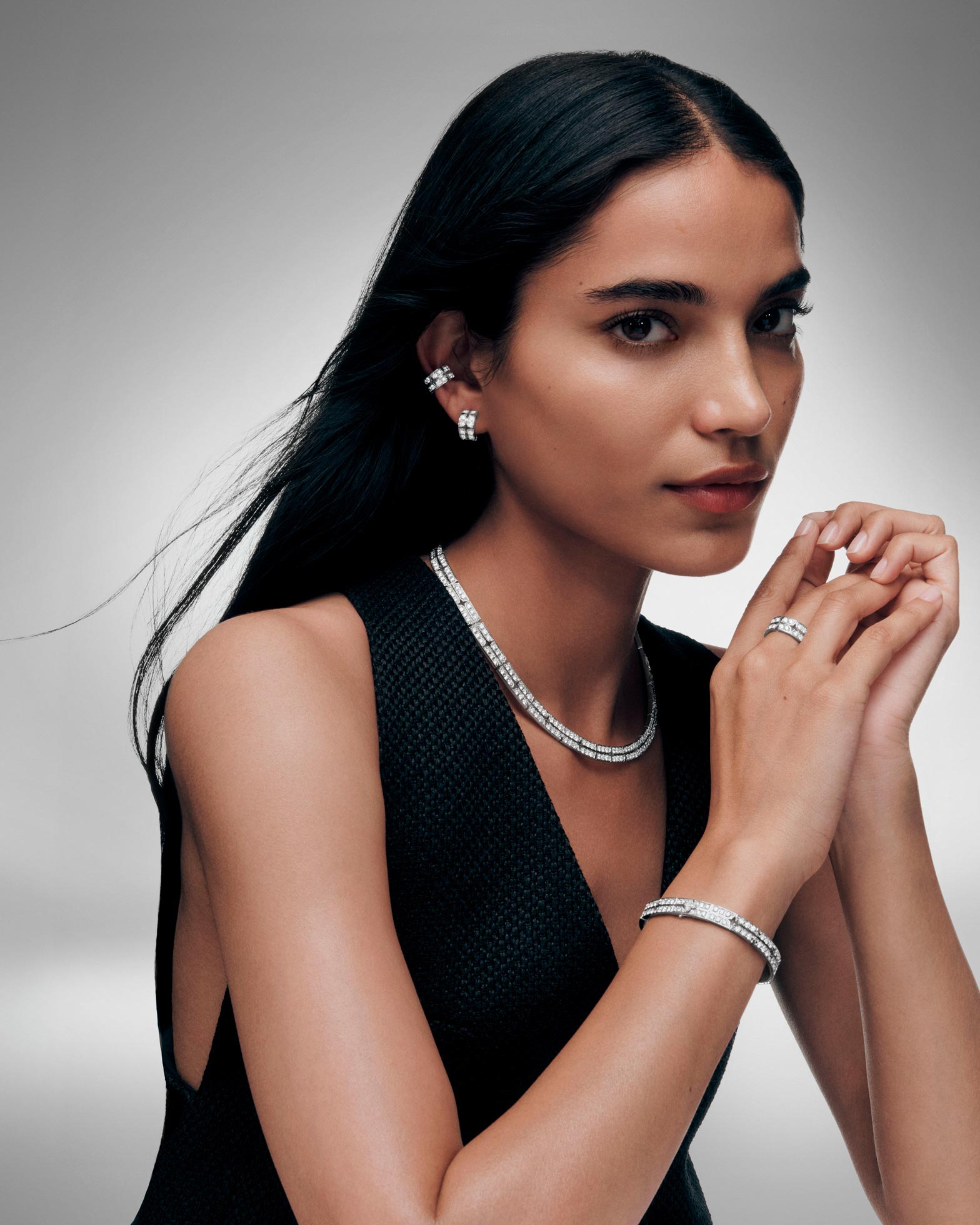 Louis Vuitton Jewelry Memperkenalkan Tumbler Collection