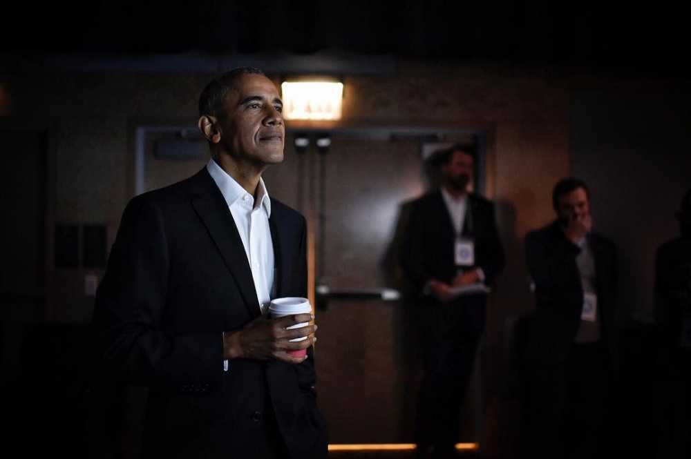 Perdana, Barack Obama Membuat Konten TikTok!