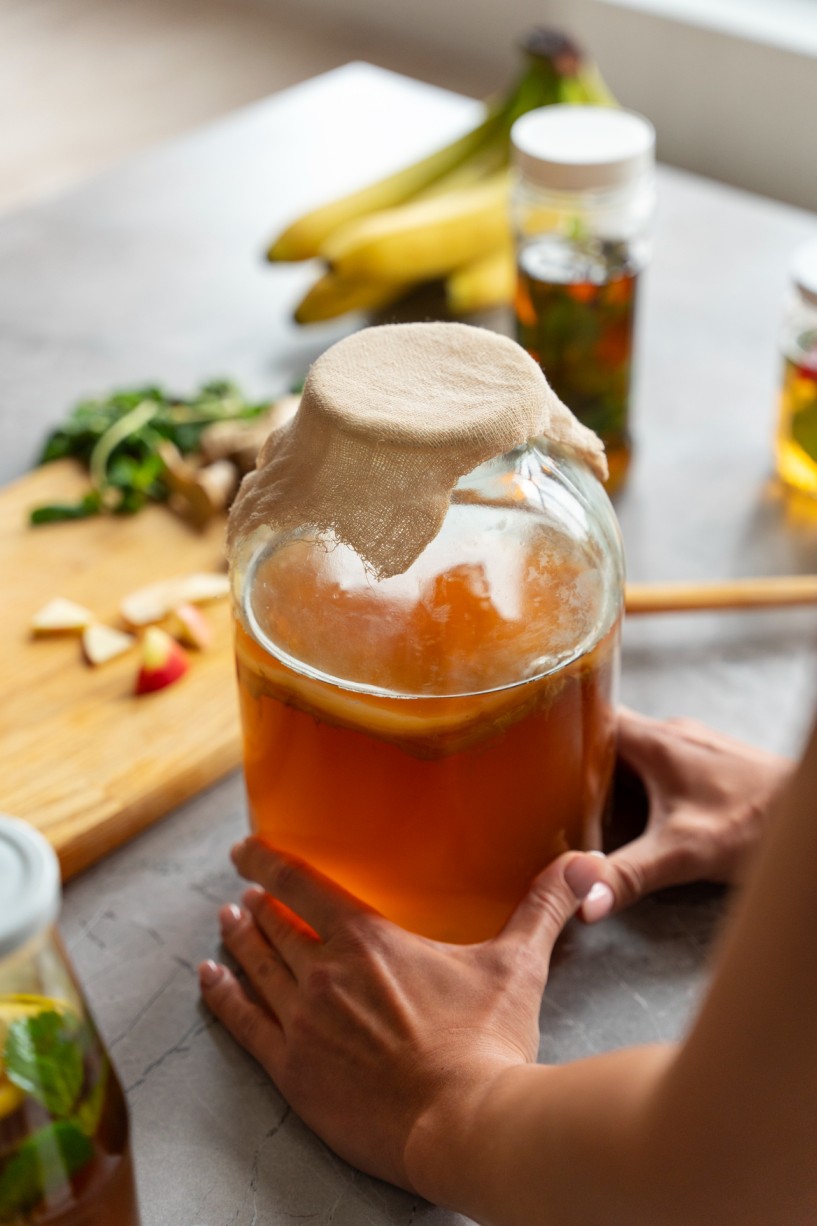 Bukan Sekadar Tren, Ini 10 Manfaat Kombucha untuk Kesehatan!