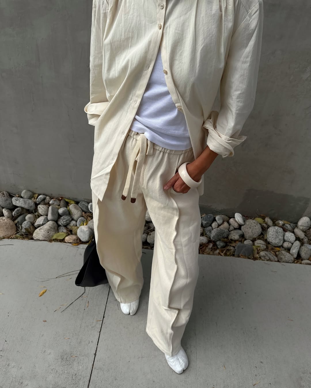 Outfit Jalan-Jalan Wanita