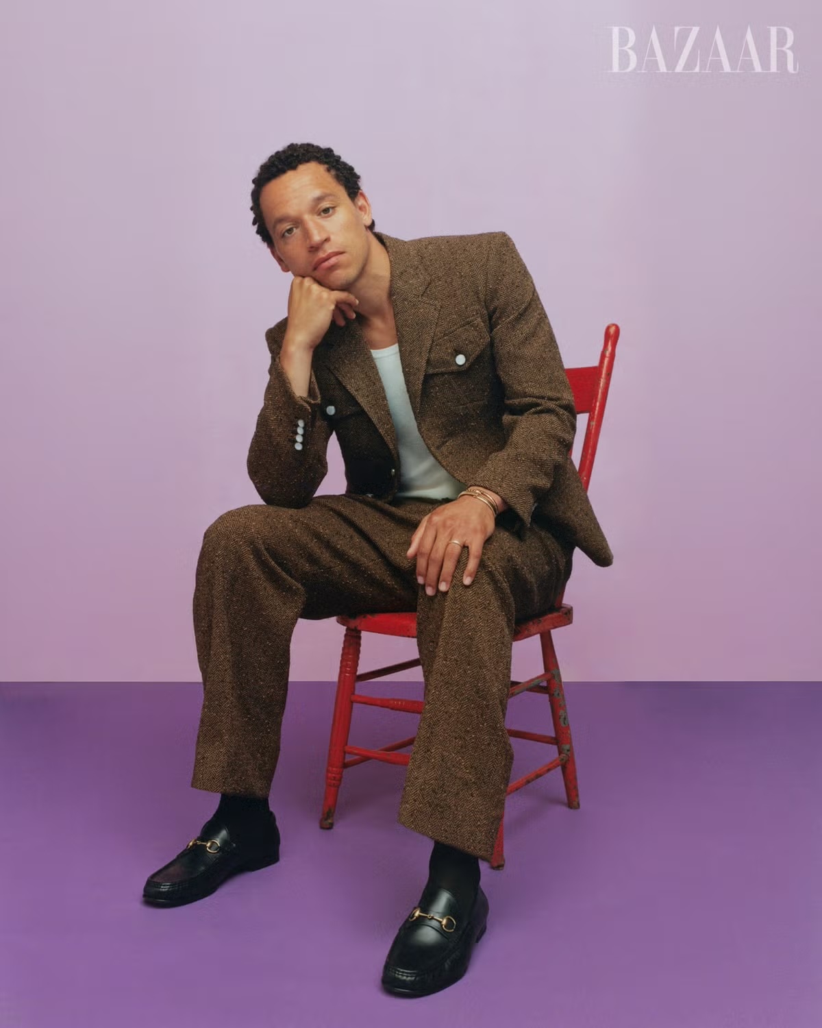 Chase Hall sebagai Harper's Bazaar Ikon 2025