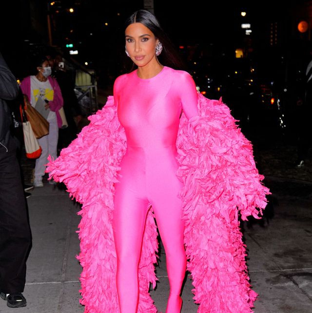 Perasaan Kim Kardashian ketika Mencium Pete Davidson Pertama Kali di SNL