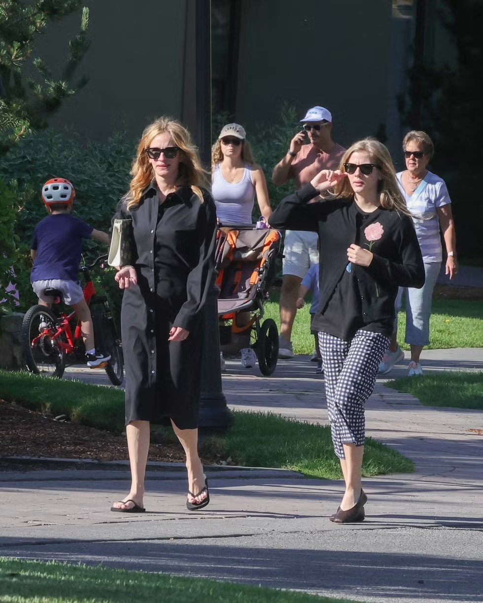 Julia Roberts dan Putrinya, Hazel, Tampil Kompak dalam Momen yang Jarang Terjadi