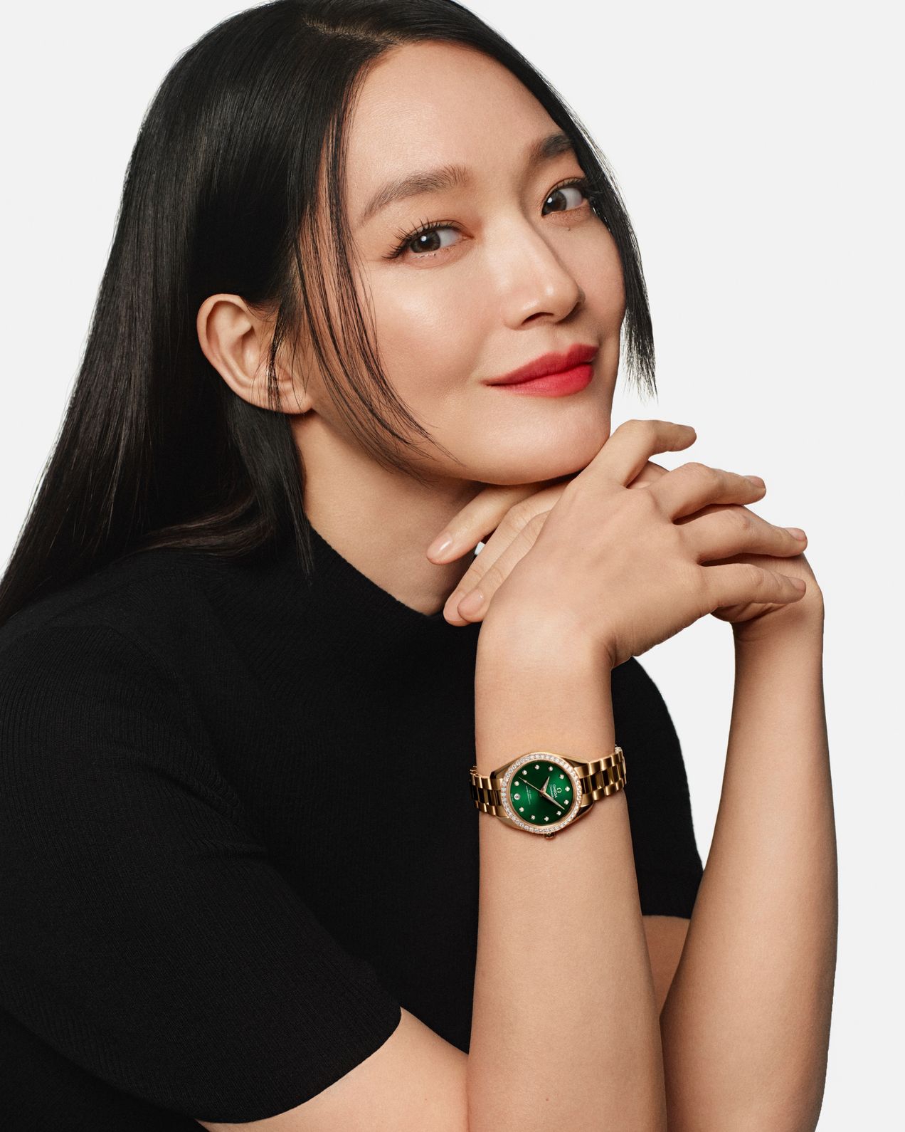 Shin Min-a_Close Up