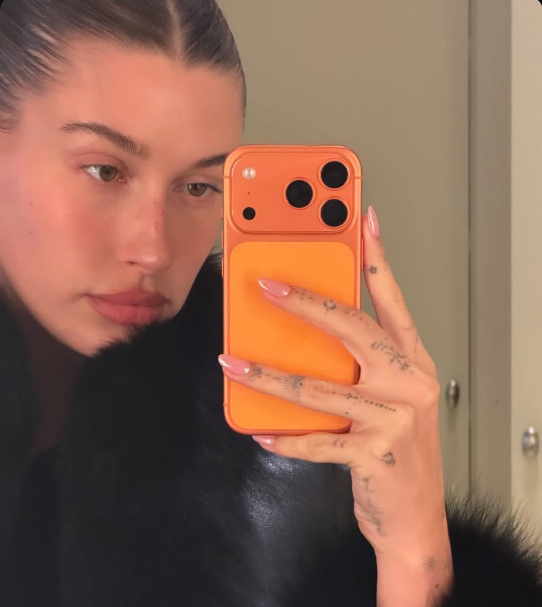 Manikur Glaze Pink a la Hailey Bieber