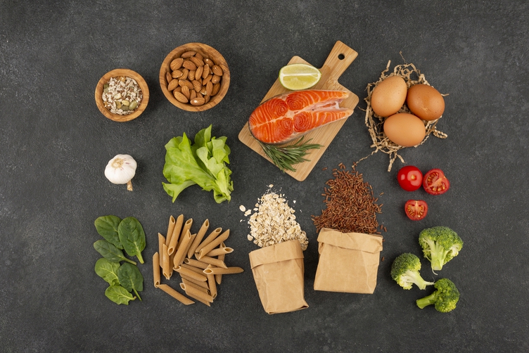 15 Pilihan Makanan untuk Rambut Rontok yang Kaya Nutrisi