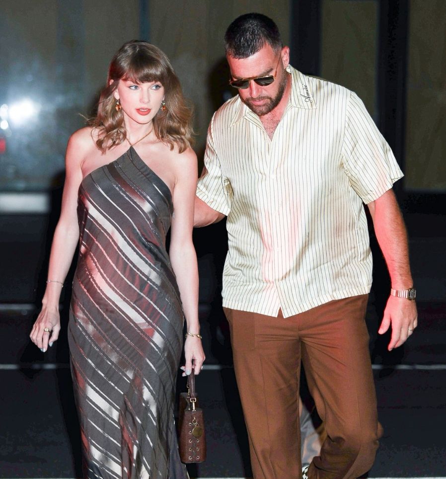 Taylor Swift Beri Sentuhan Nostalgia pada Era Debutnya Saat Berkencan dengan Travis Kelce