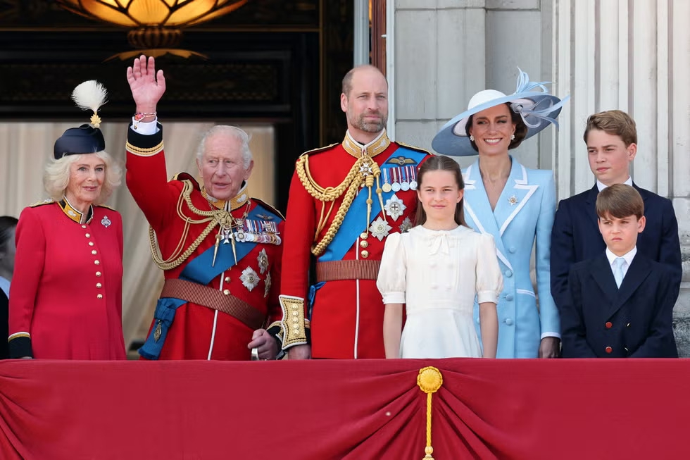 Putri Kate Merayakan Hari Ayah dengan Foto Baru Pangeran William dan Putri Charlotte