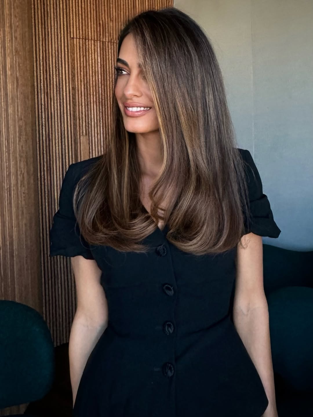 Amal Clooney Pamer Transformasi Rambut  untuk Menyambut Musim Gugur