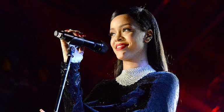 Rihanna Mengaku Gugup Namun Tetap Semangat Menanti Penampilannya di Acara Super Bowl Halftime