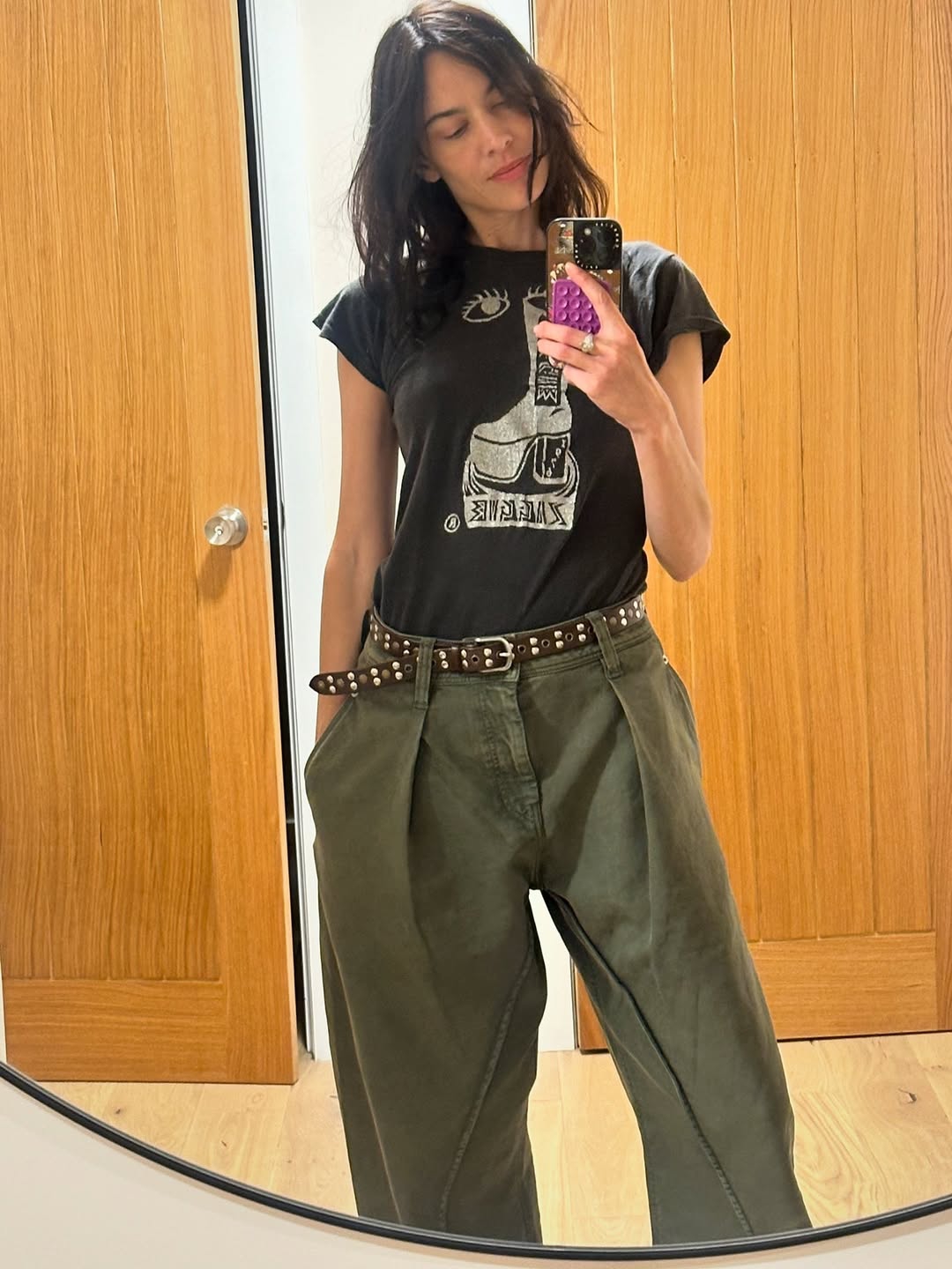 Outfit Jalan-Jalan Wanita