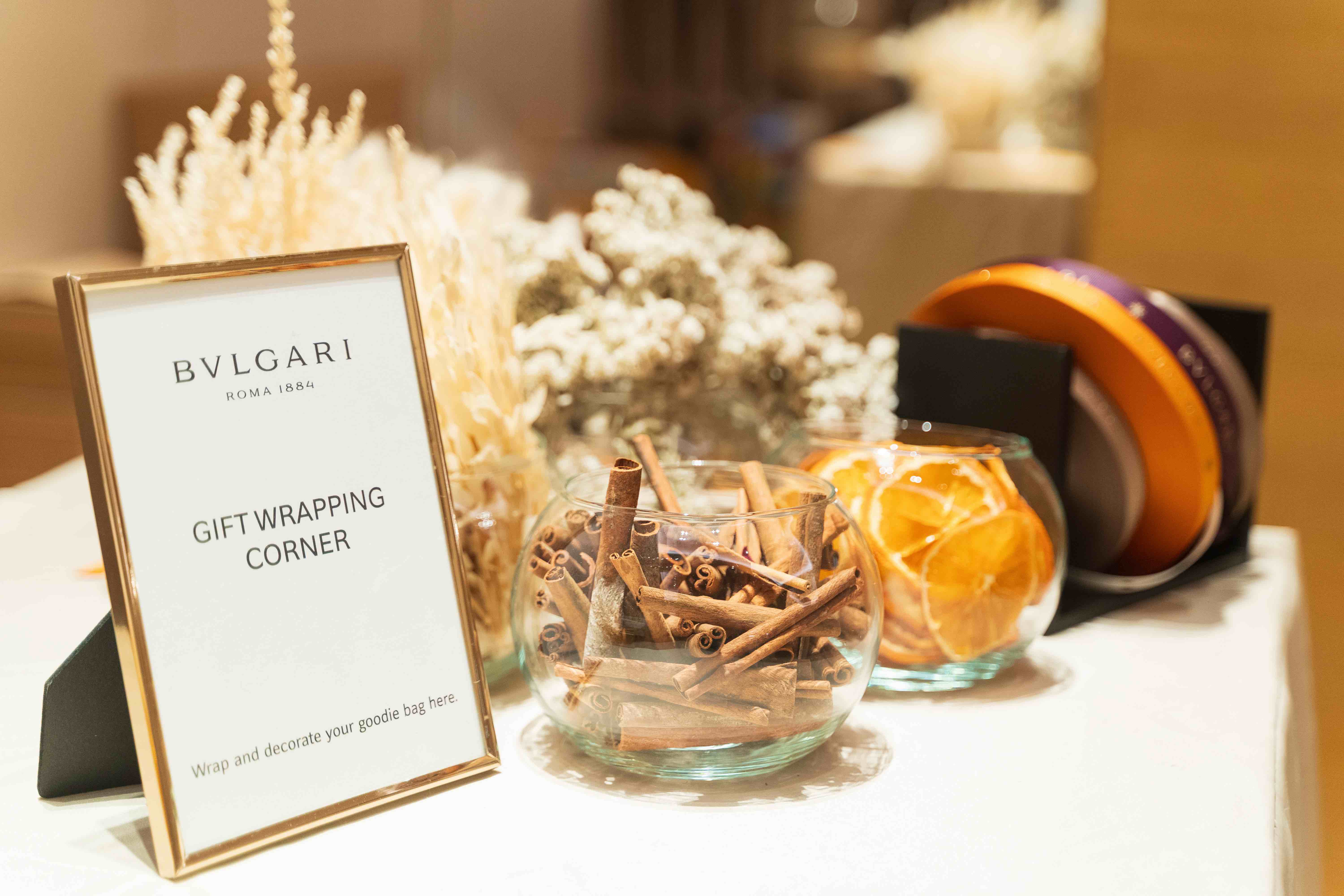 Gift Wrapping Corner