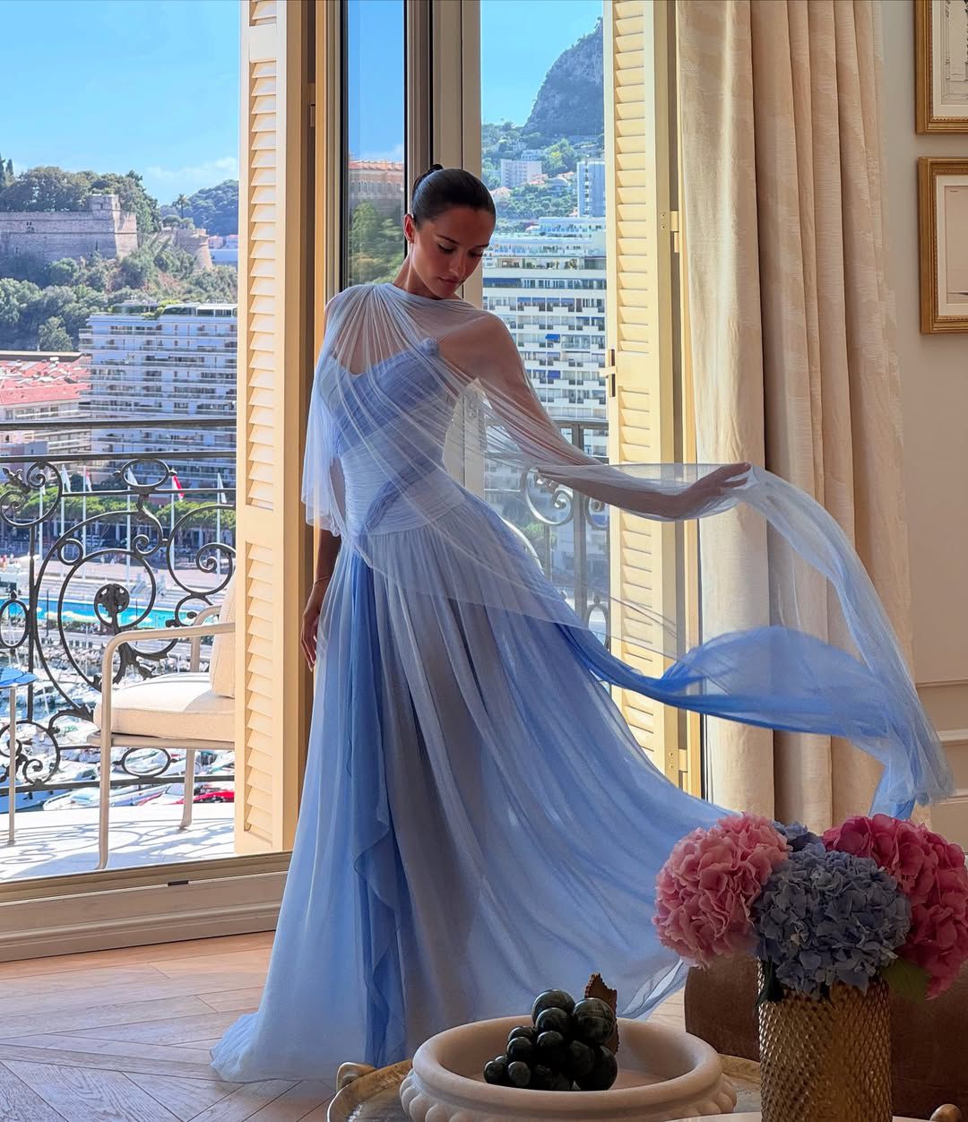 Model Baju Kain Gradasi dengan Sentuhan Elegan Modern