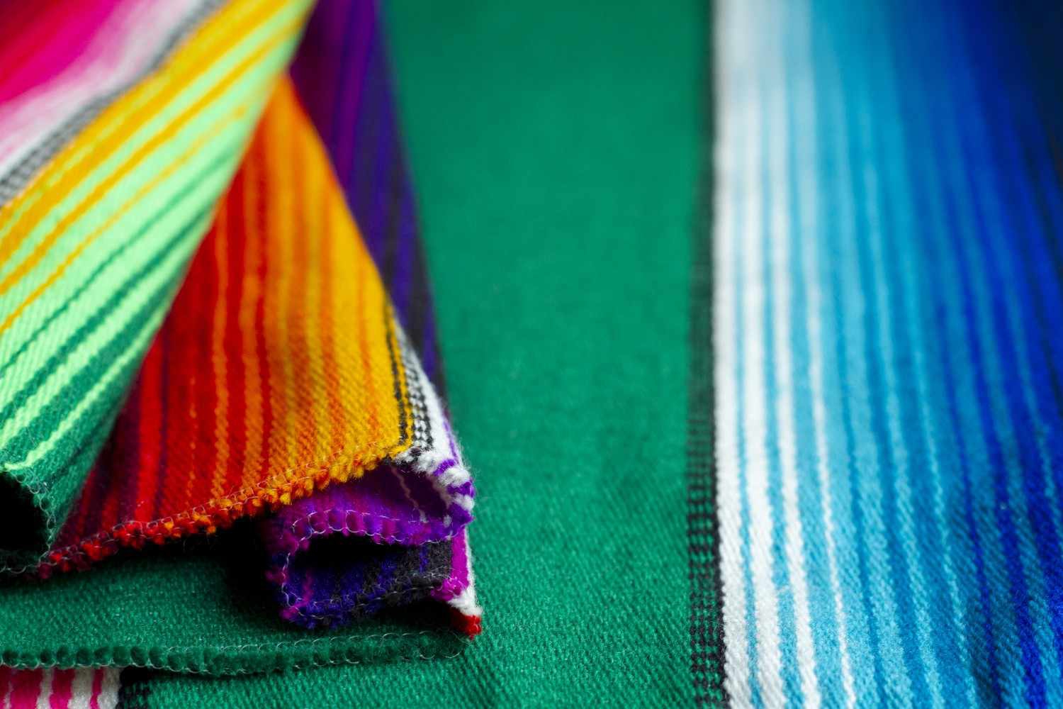 Ketahui Kelebihan dan Kekurangan Kain Fortaleza Agar Tidak Salah Pilih