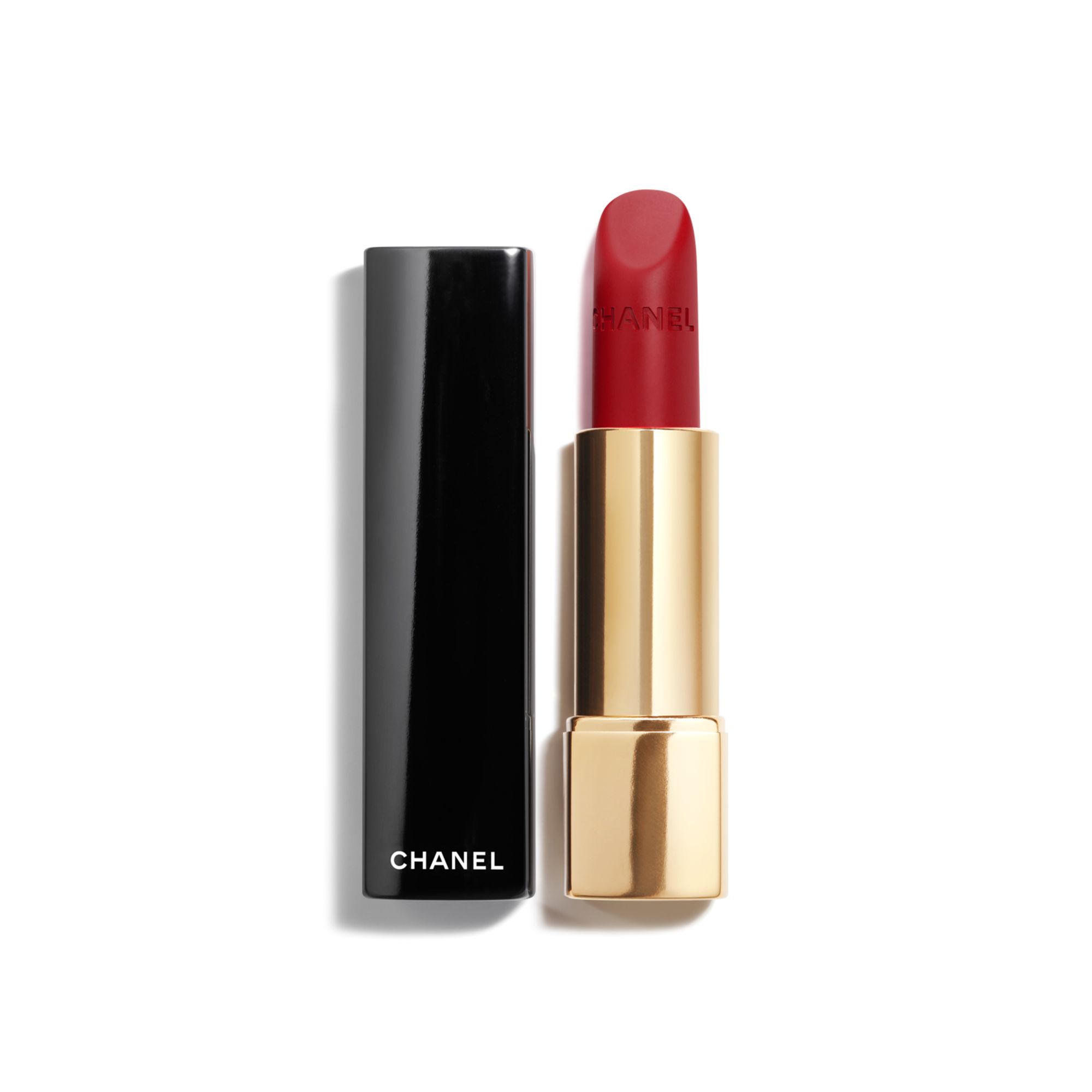 LIPSTIK MERAH YANG MENCURI PERHATIAN - CHANEL