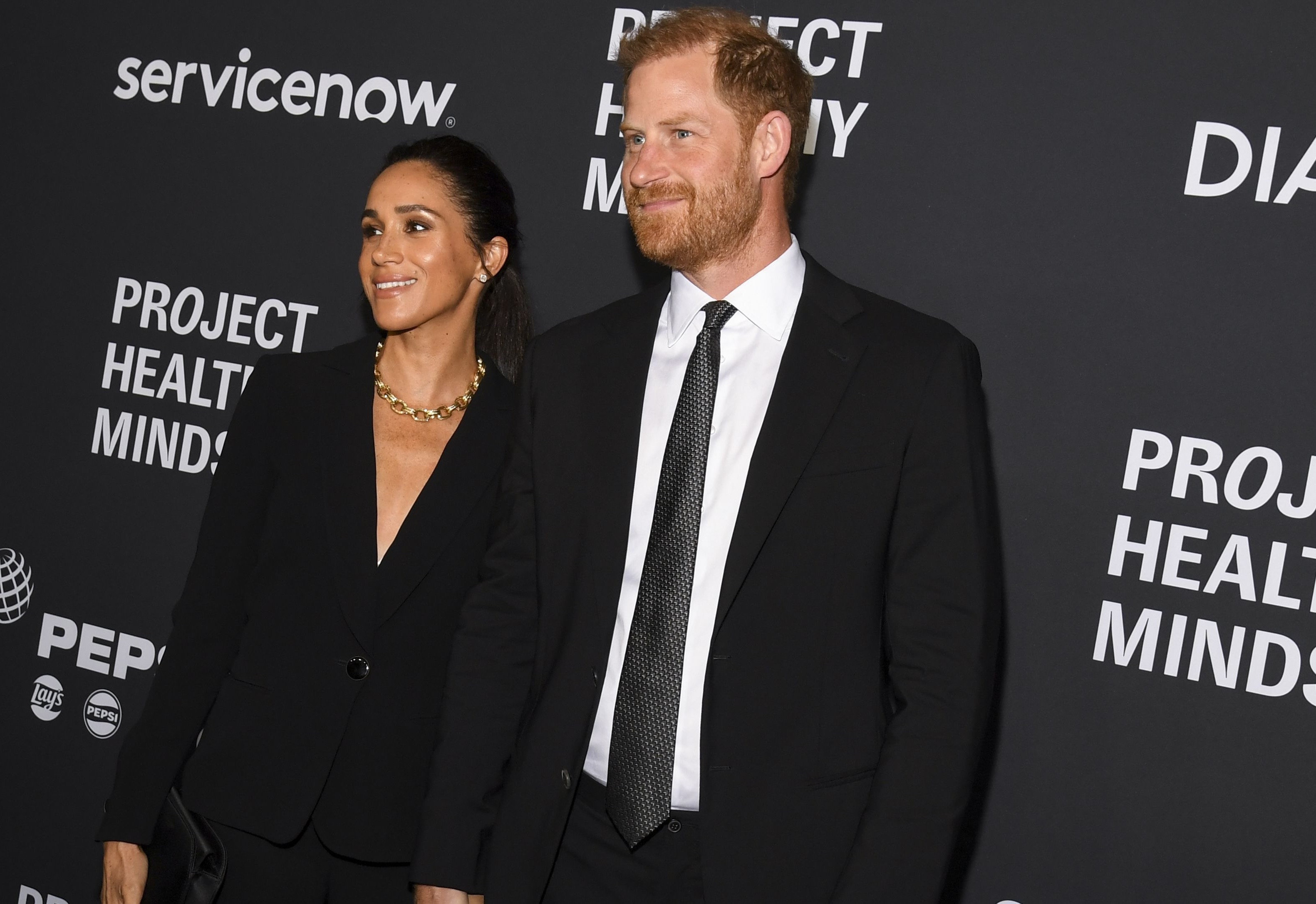 Duchess Meghan dan Pangeran Harry Bergabung dengan Para Pemimpin Dunia untuk Memblokir AI Superinteligensi