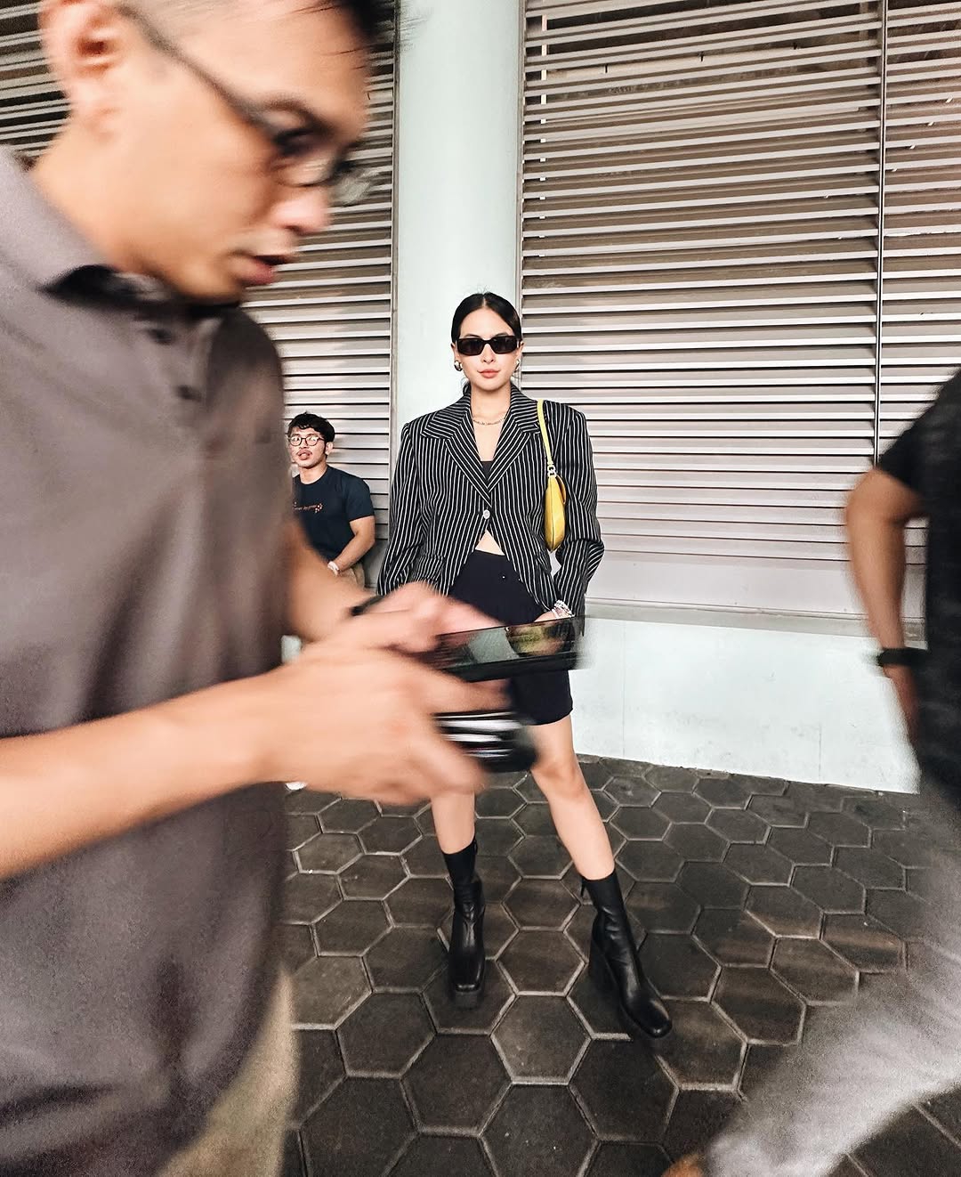 Inspirasi Gaya Maudy Ayunda, Kasual dan Refined untuk Segala Aktivitas