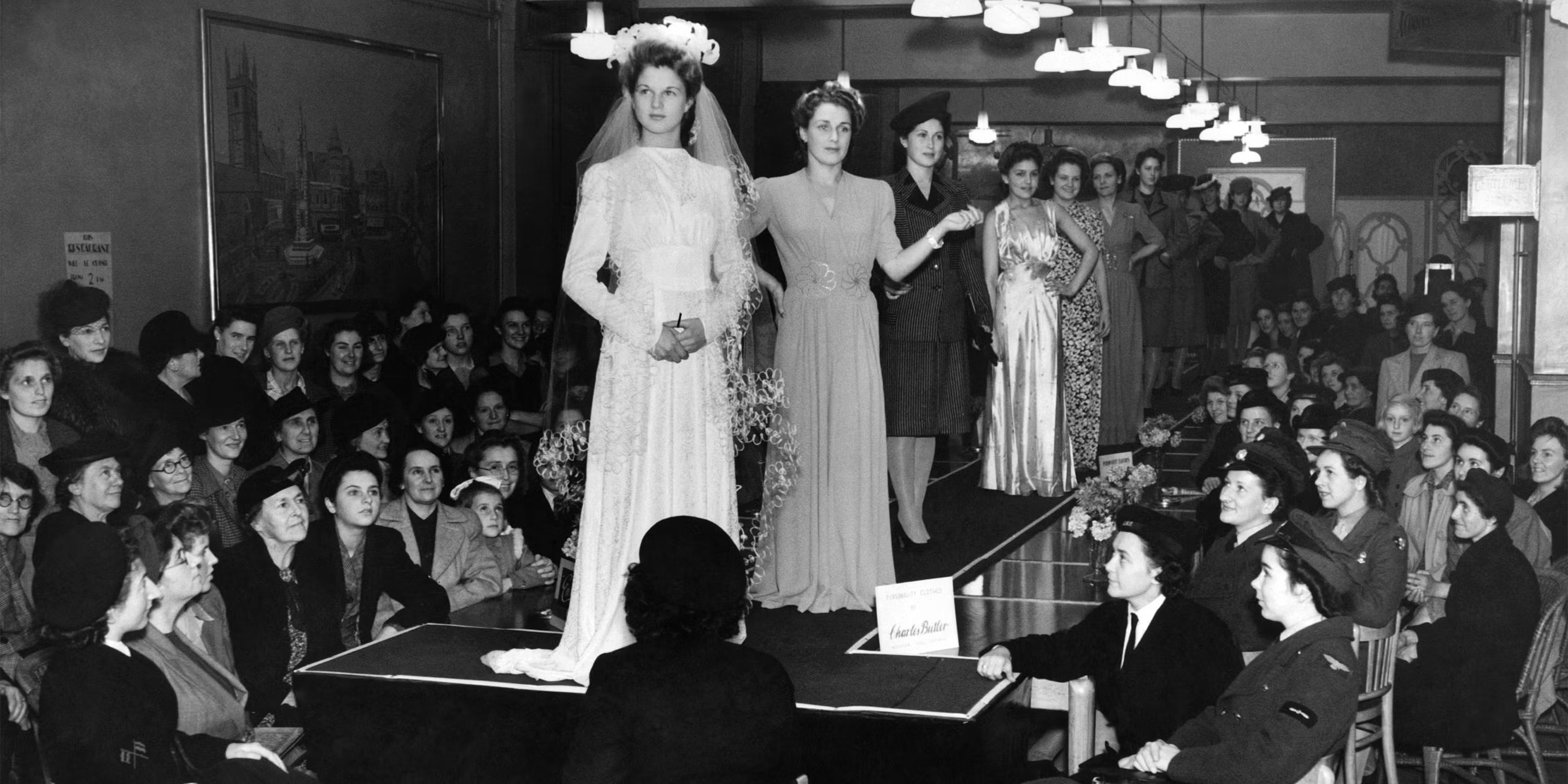 Menyimak Evolusi Fashion Week dalam Berbagai Foto
