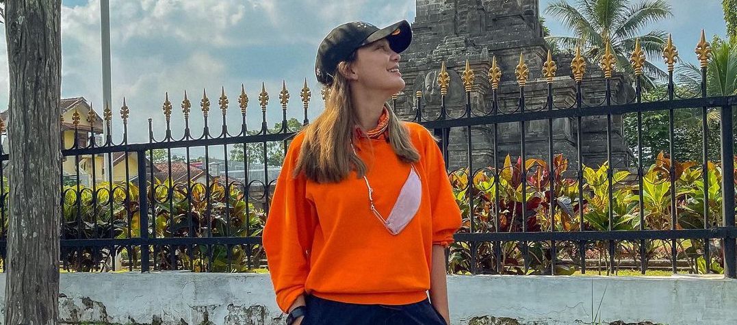 Intip Keseruan Luna Maya yang sedang Berlibur ke Tanah Jawa