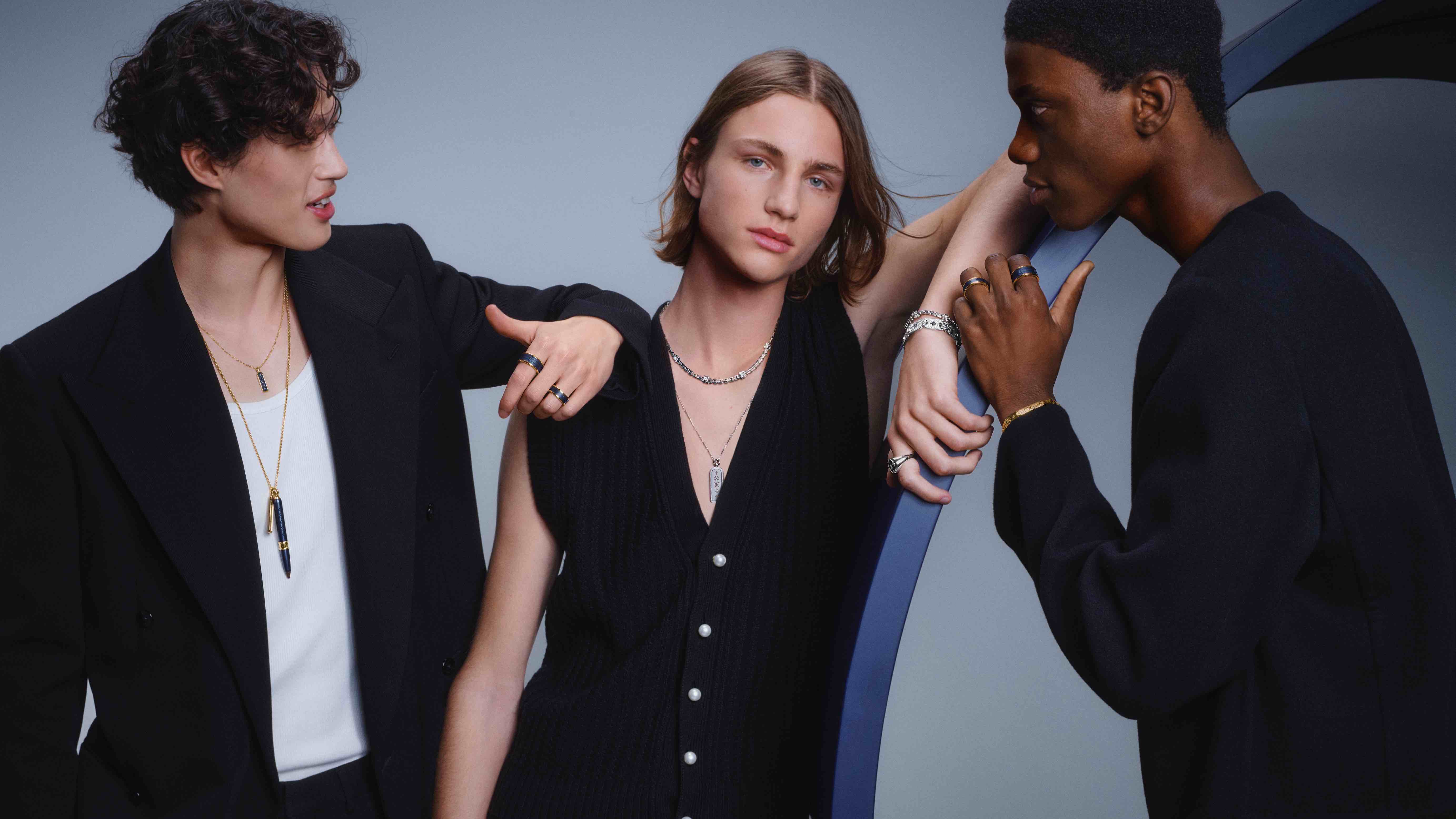Louis Vuitton Memperkenalkan Perhiasan yang Gender Netral