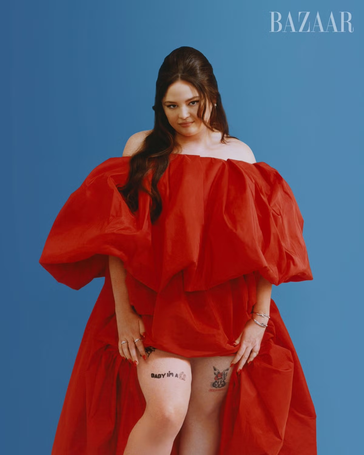 Megan Stalter sebagai Harper's Bazaar Ikon 2025