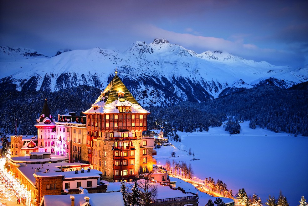 Badrutt’s Palace, Hotel Legendaris di St. Moritz untuk Liburan Musim Dingin
