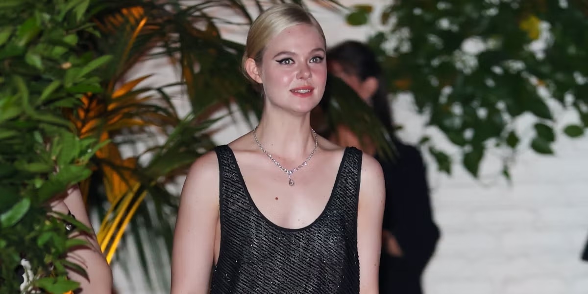 Elle Fanning Kenakan Busana Bergaya Transparan Setelah Hadiri Academy Museum Gala