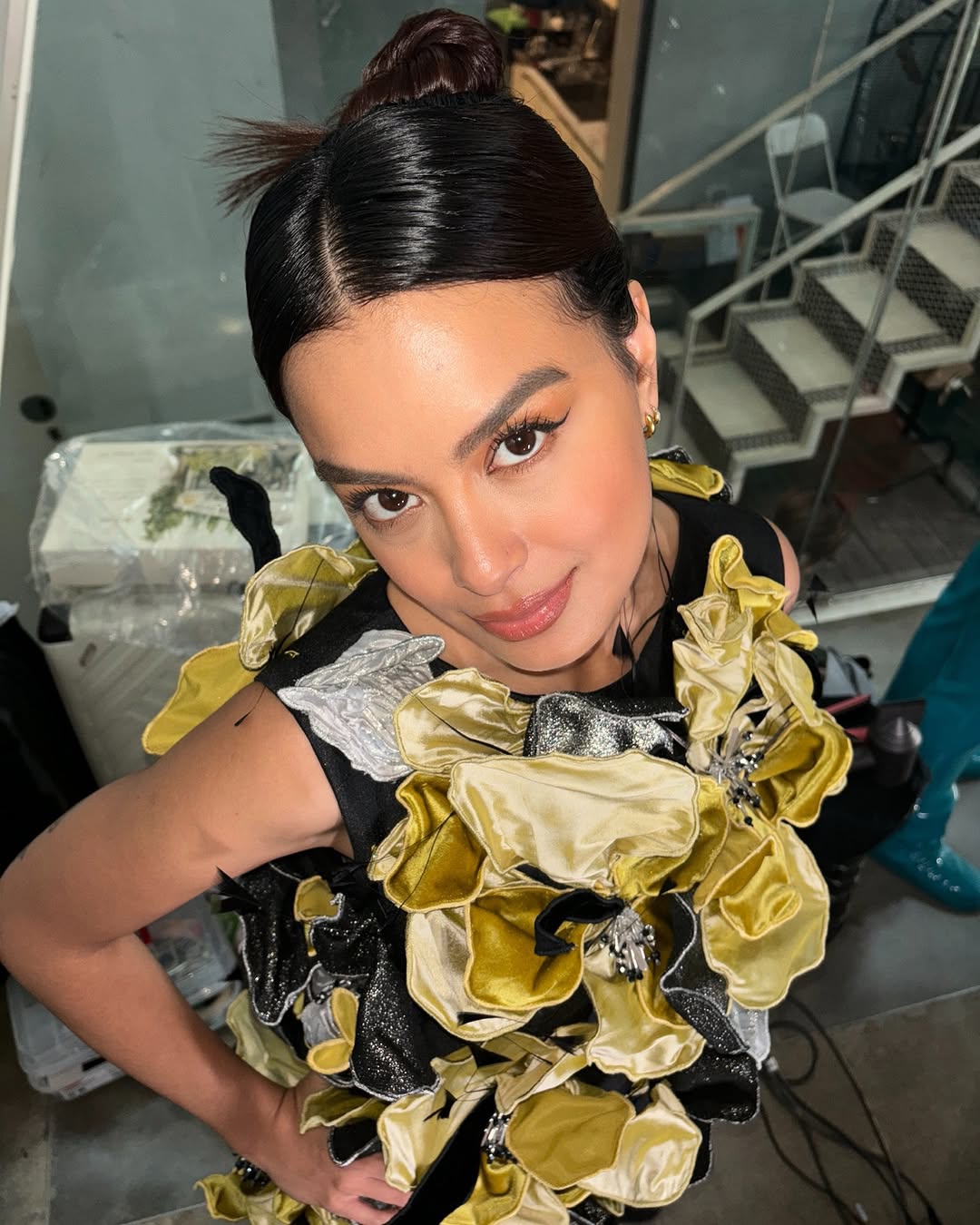 Perpaduan Tradisi dan Modernitas yang Chic Ala Eva Celia