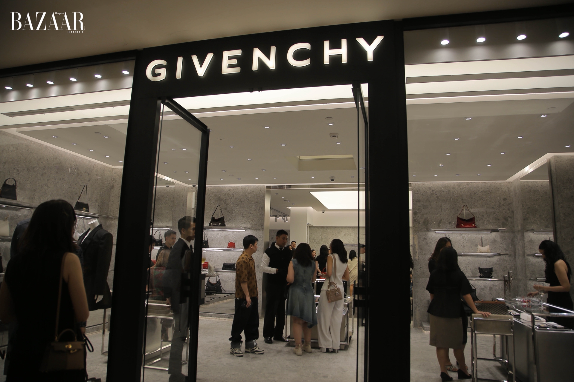 Preview Eksklusif Koleksi Fall/Winter 2025 Givenchy Bersama Para BAZties