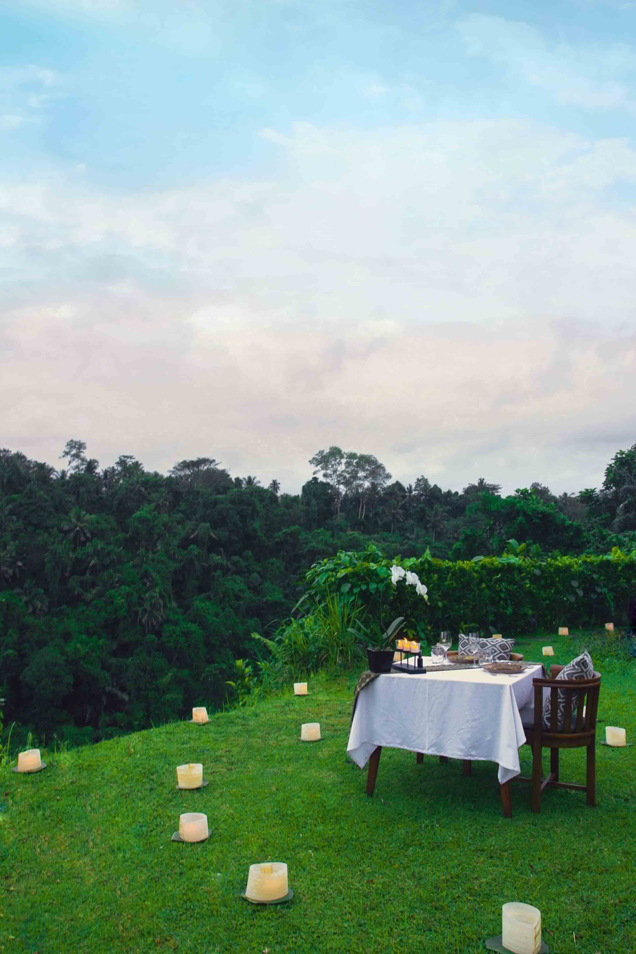 Alila Ubud, Romantic Dinner under the Stars