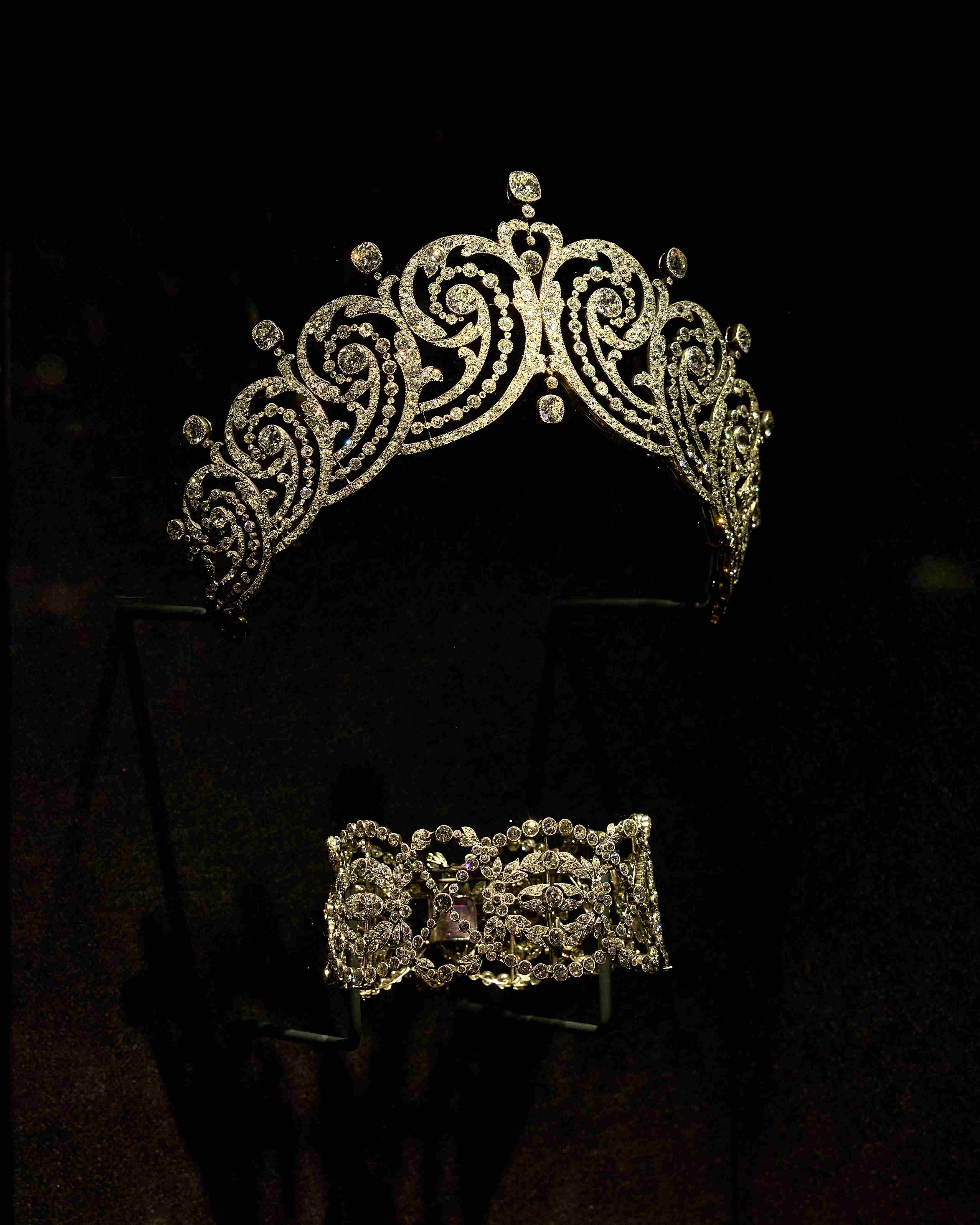 Scroll Tiara