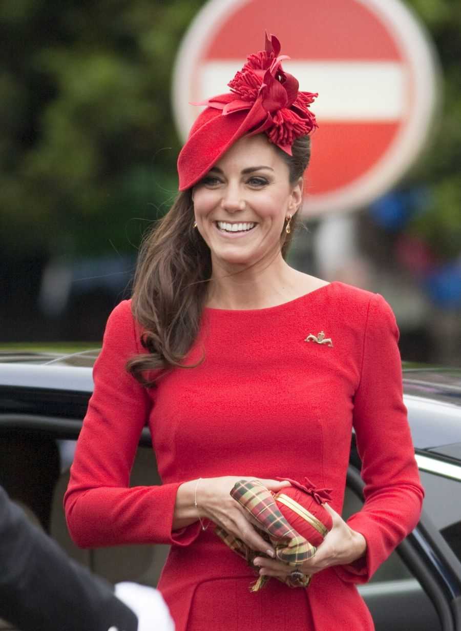 Perjalanan Fashion Kate Middleton Bersama Alexander McQueen