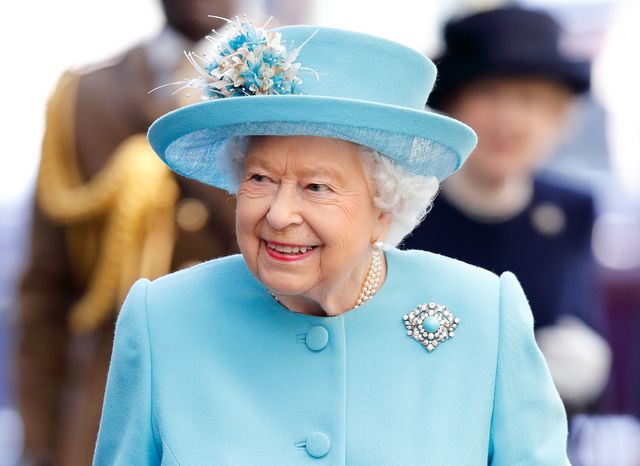 Ratu Elizabeth Bergabung dengan Pemboikotan Budaya di Rusia dengan Membatalkan Sumbangan Museum