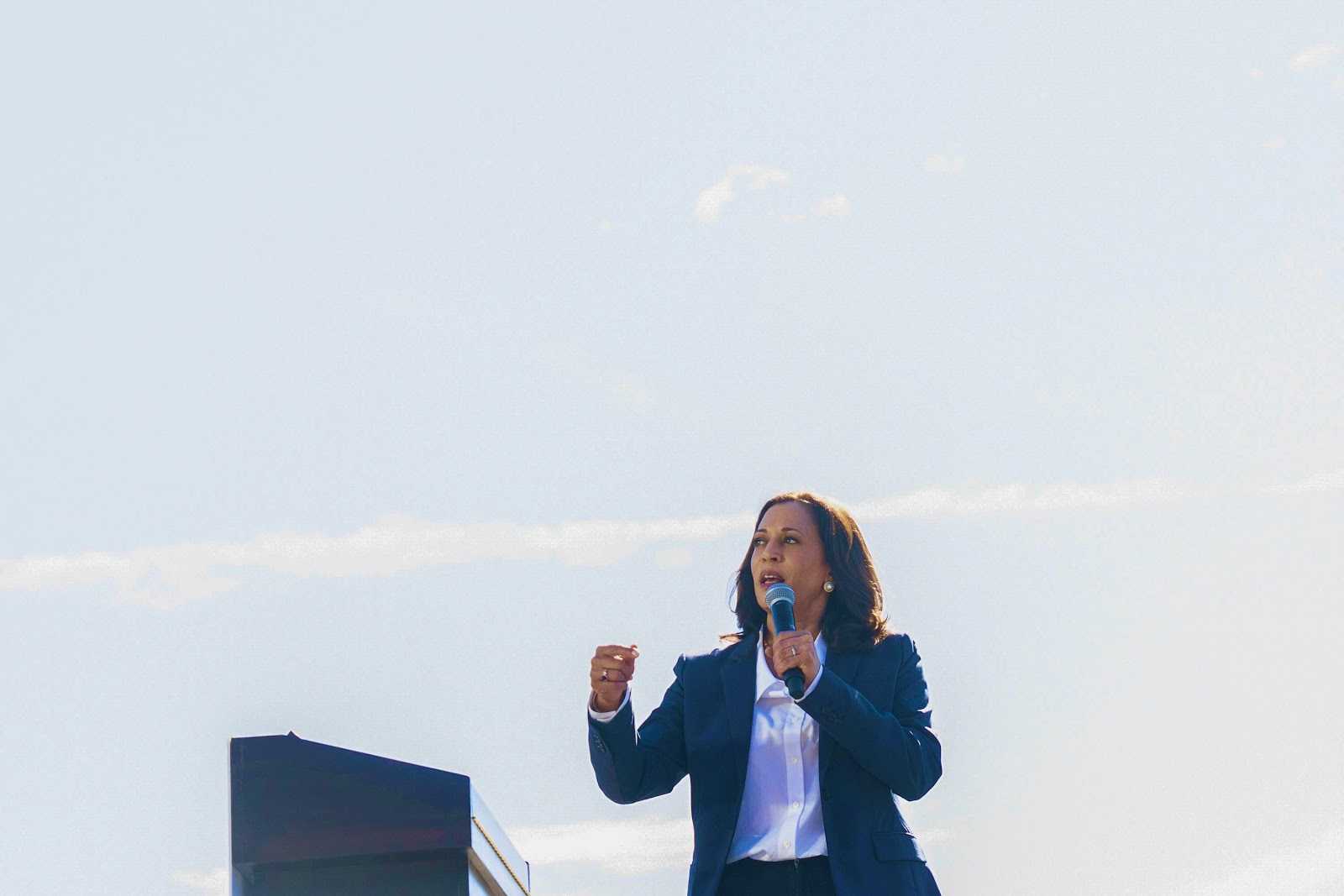 Mengenal Kamala Devi Harris, Wakil Presiden Perempuan Pertama di Amerika Serikat