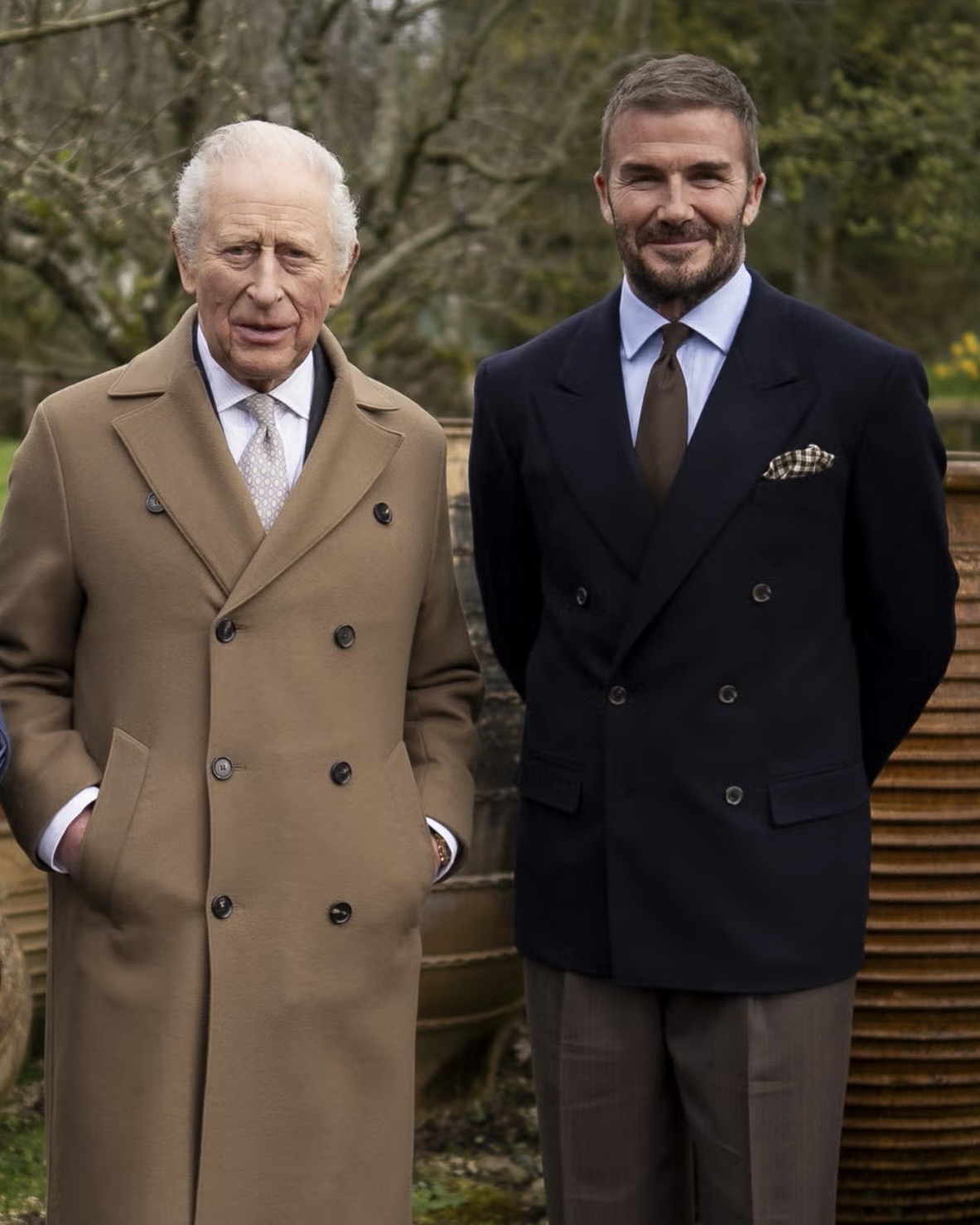 David Beckham Tampil Cottagecore Saat Berkebun Bersama Raja Charles