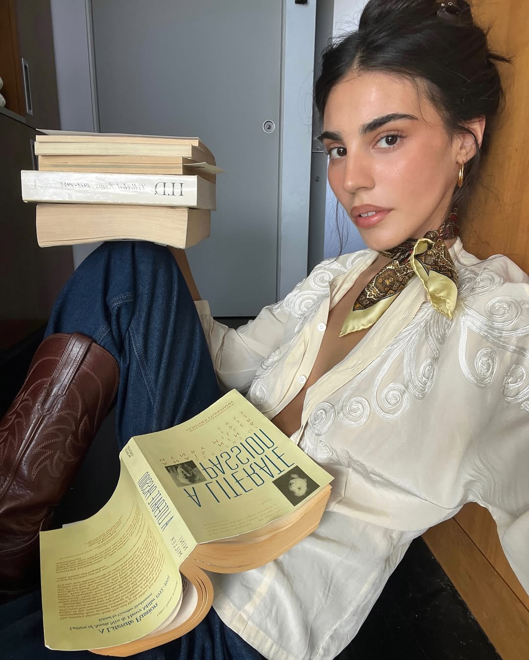 Outfit Wanita Simple