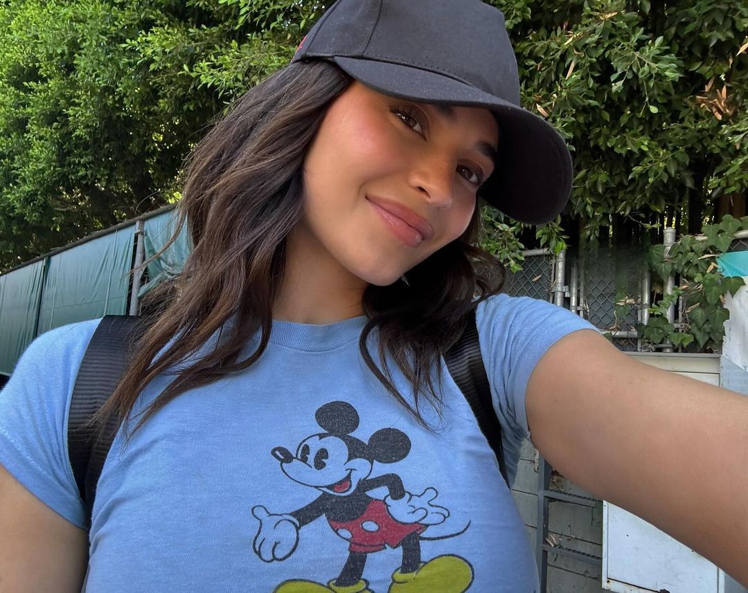 Kylie Jenner Kembali ke Disneyland Bersama Stormi dan Aire