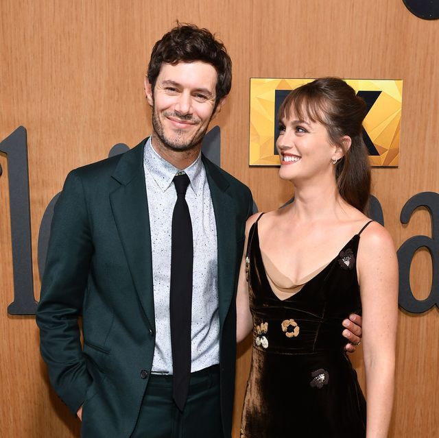 Momen Langka Dari Pasangan Leighton Meester dan Adam Brody di Red Carpet