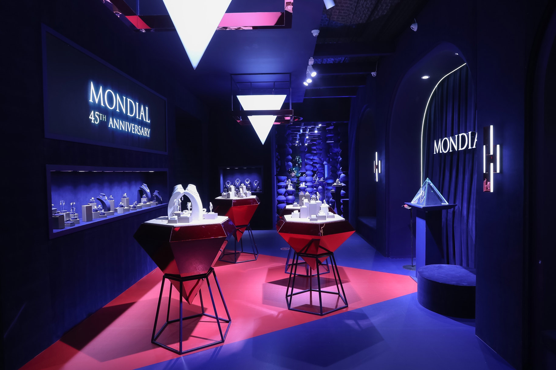 Courtesy of Mondial