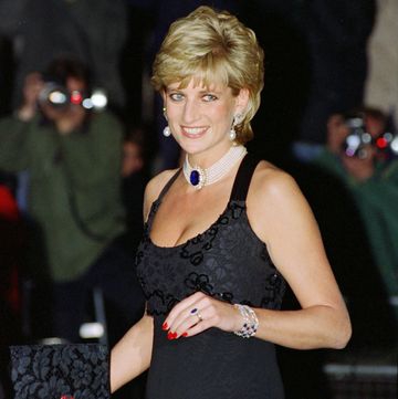 Gaun Koktail Catherine Walker Tahun 1985 Milik Putri Diana Terjual Lebih dari 5 Miliar Rupiah!