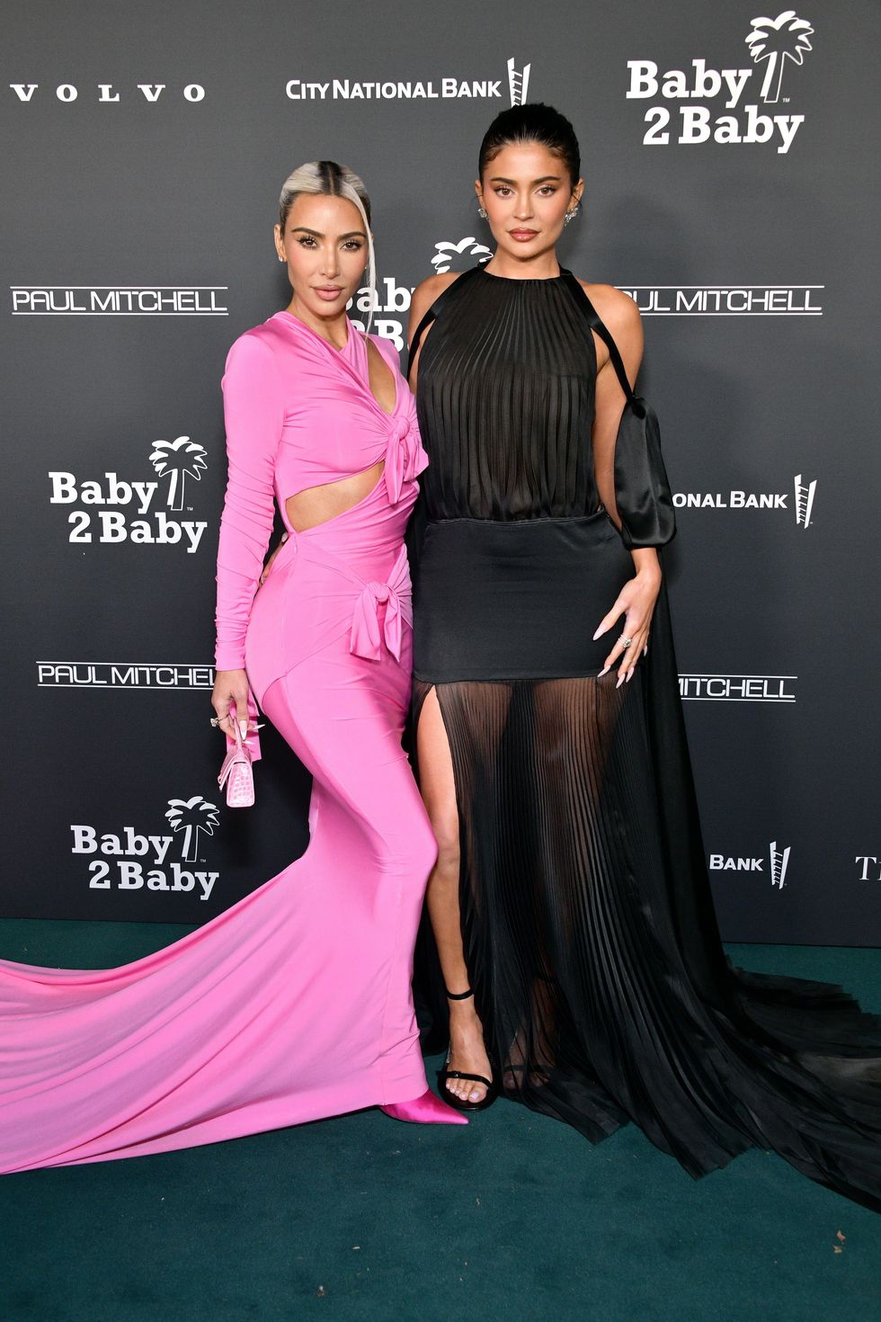Kylie Jenner Menyatakan Jika Kim Adalah Kakak Favoritnya!