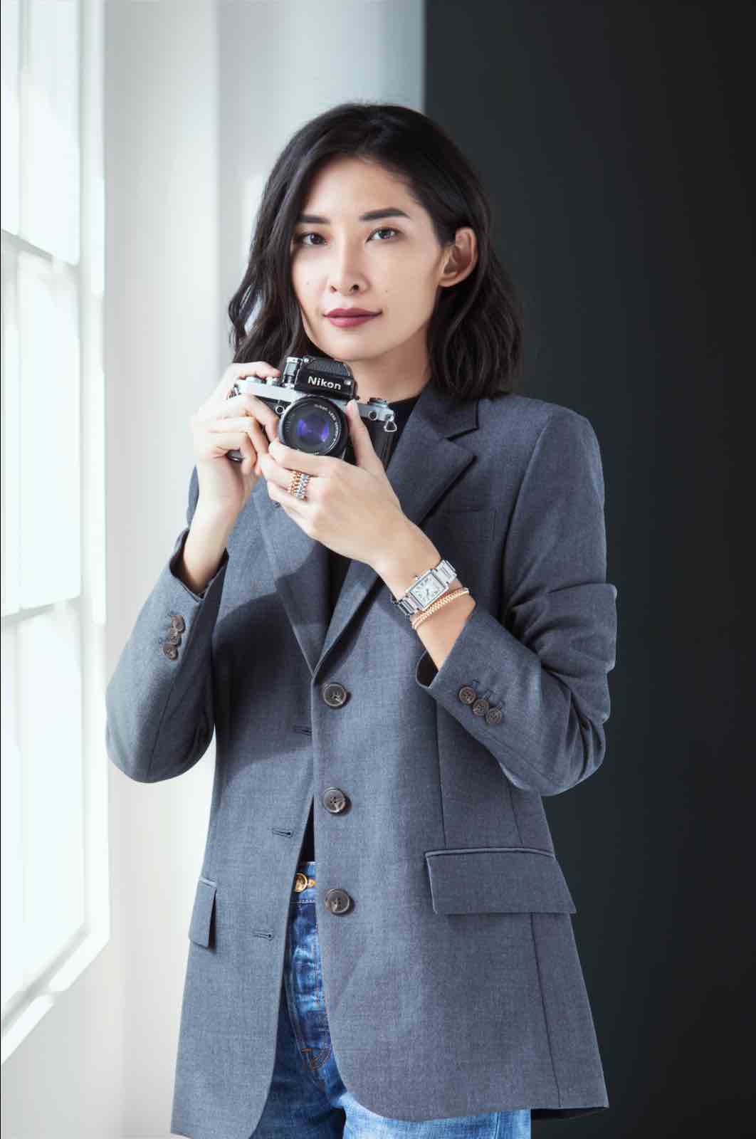 Nicoline Patricia Malina: Tentang Karier, Karya, & Cartier Tank Must