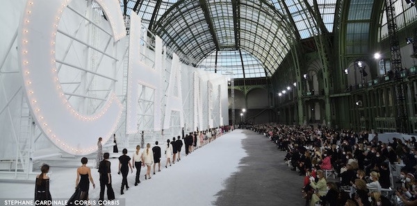 Semua Tampilan Terbaik di Paris Fashion Week Spring 2021