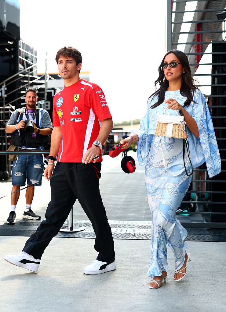 03_F1 WAG