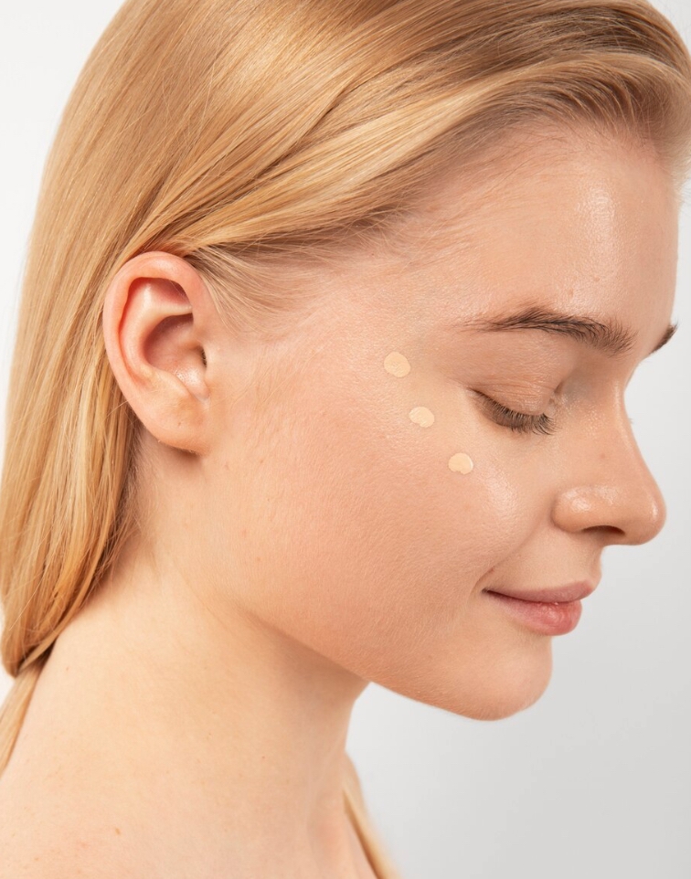 Sunscreen Dulu atau Foundation Dulu? Ini Urutan yang Benar