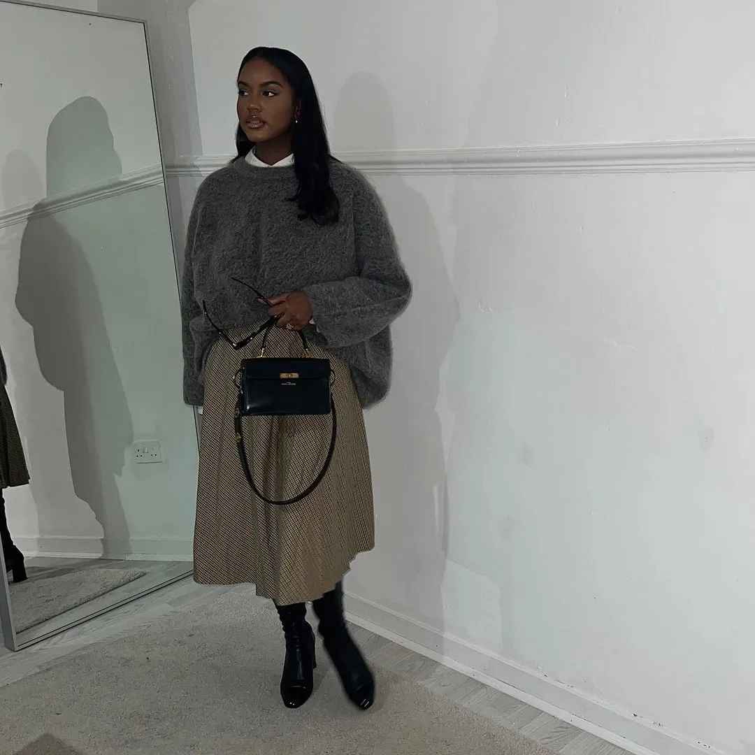 Outfit Jalan-Jalan Wanita